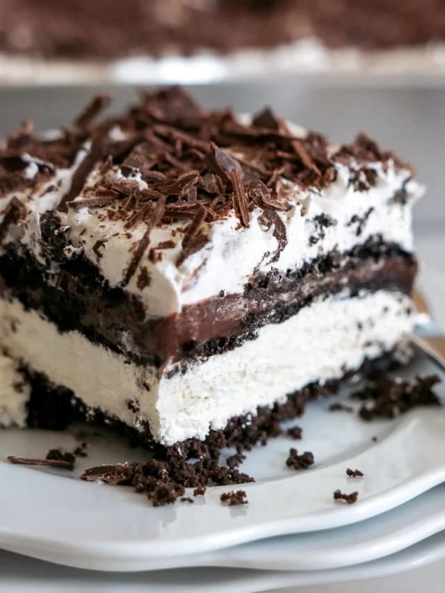Chocolate Lasagna (No-Bake Dessert) Recipe